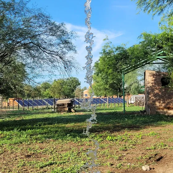 Bombeo Solar y Sistema Fotovoltaico
